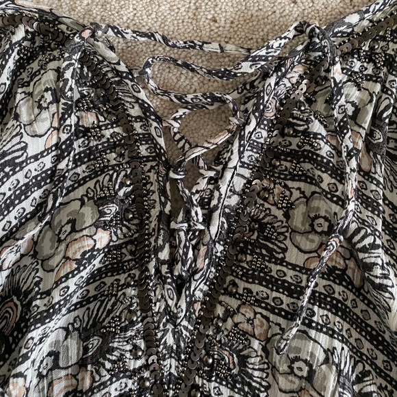 American Eagle Grey Floral Lace Up Romper - Picture 4 of 6
